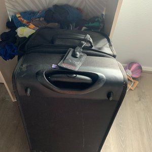 Tumi Carryon-Luggage